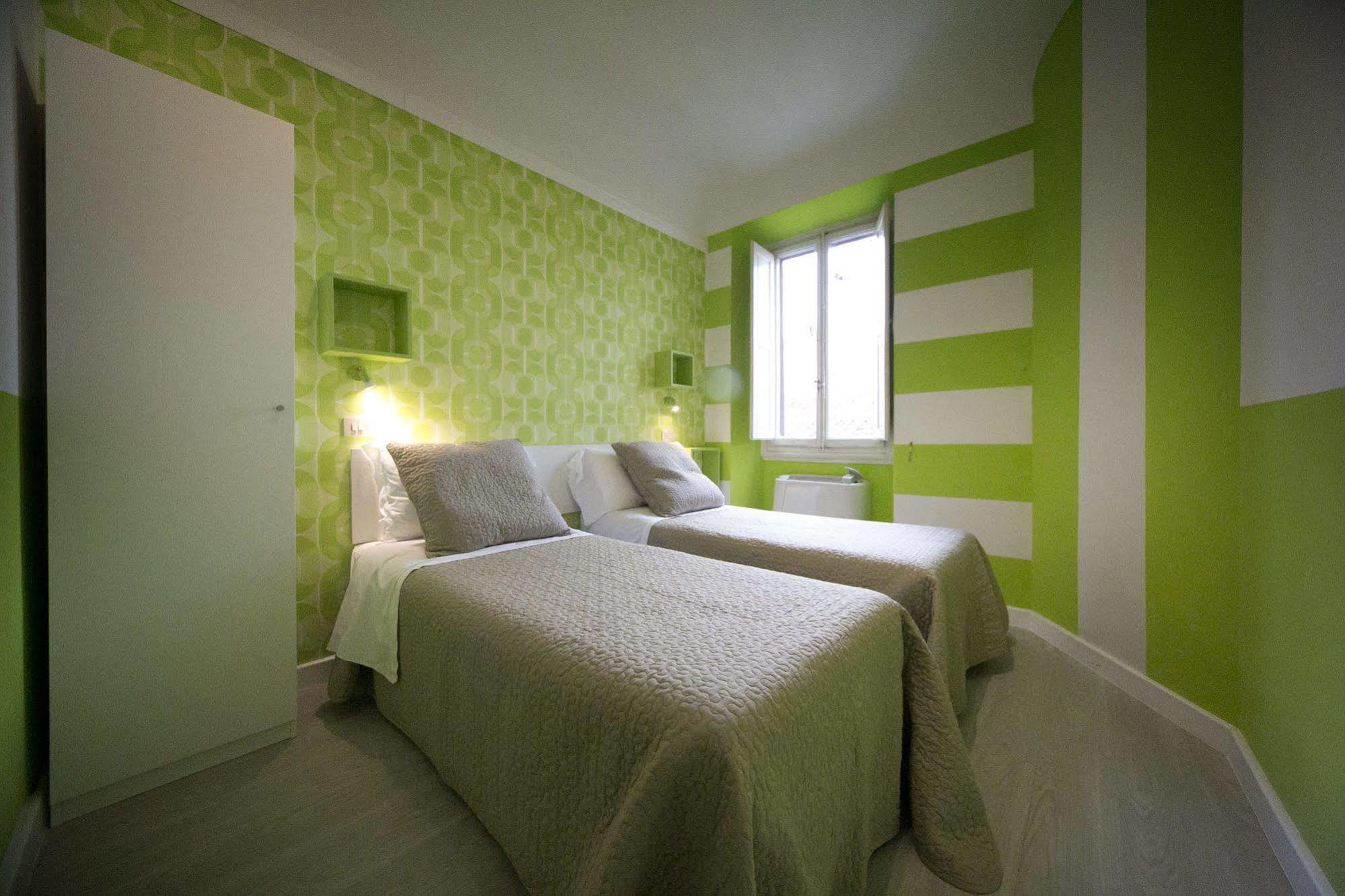 Nella Hotel Florencia